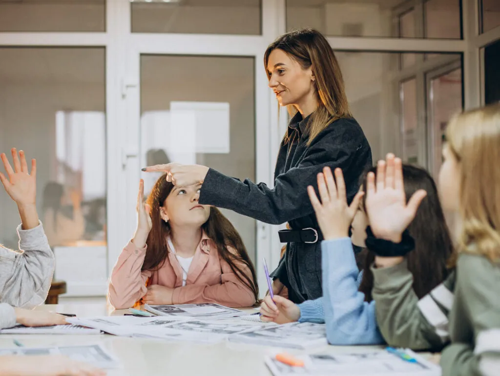 Bagi yang ingin Mengikuti Program J1 USA, Wajib untuk Mengikuti Kursus Bahasa Inggris disini, Dijamin lolos!