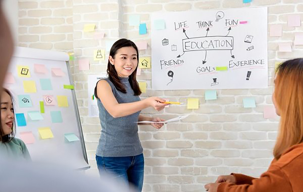 Kamu Mau Cepat Kerja di Luar Negeri? Ikuti Kelas Speaking Bahasa Inggris Disini